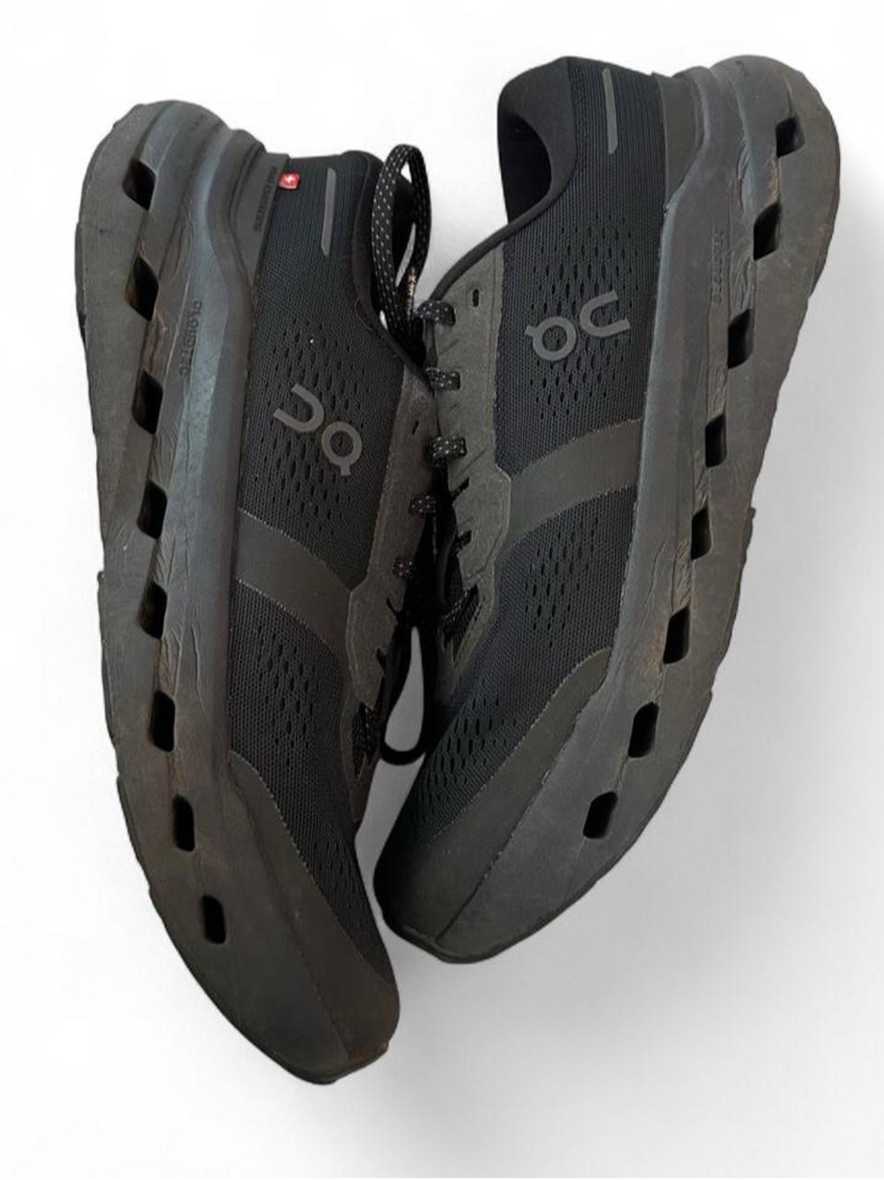 On Running Cloud Men Black Running Shoes